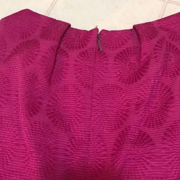 JUST...TAYLOR Fuchsia Sheath Dress - Picture 4 of 9